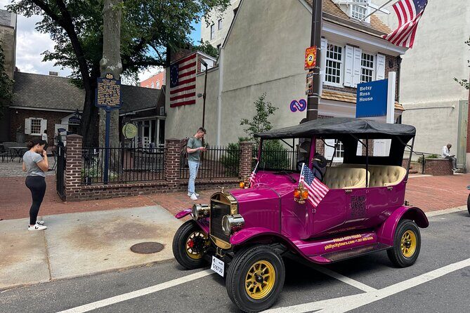 Explore Philadelphia via Vintage Car or Electric cart - Memorial Stops: Vietnam Veterans and the Korean War Memorial