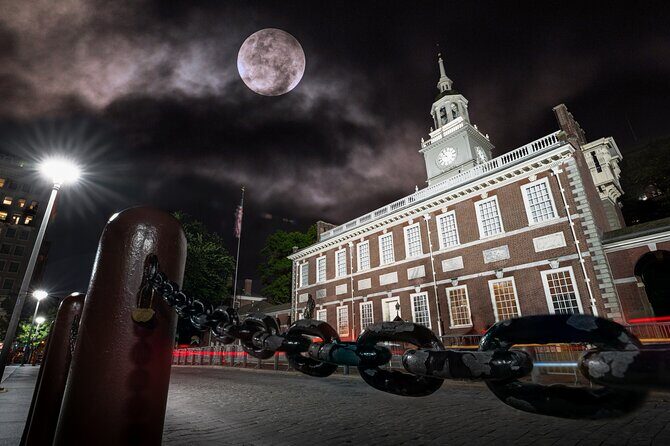 Philly Ghosts Boos and Booze Haunted Pub Crawl - The bank robbery behind-the-scenes moment