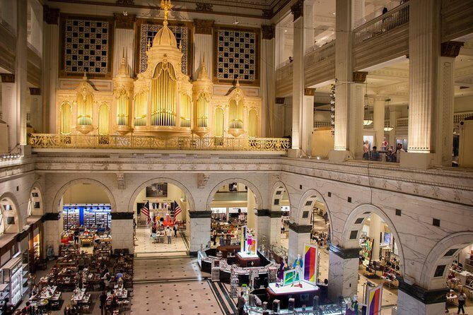 Private Philadelphia French/English Historical and Architectural Walking Tour - Washington Square: architecture you can read and murals you can’t ignore